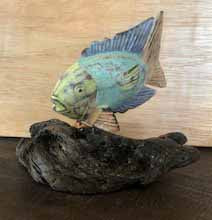 Load image into Gallery viewer, fish - gamal wood base - mix colour - each unique