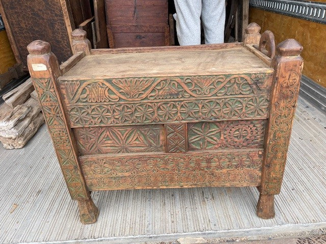 swat valley - dowry box/trunk/table - green flower - 4 finials - 30