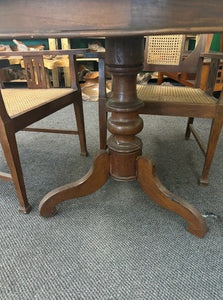 table - round - carved pillar leg - antique teakwood (26256) - 42.5" dia x 31"H