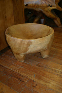 root bowl - with feet  # 813 - 22" dia x 14.5"H