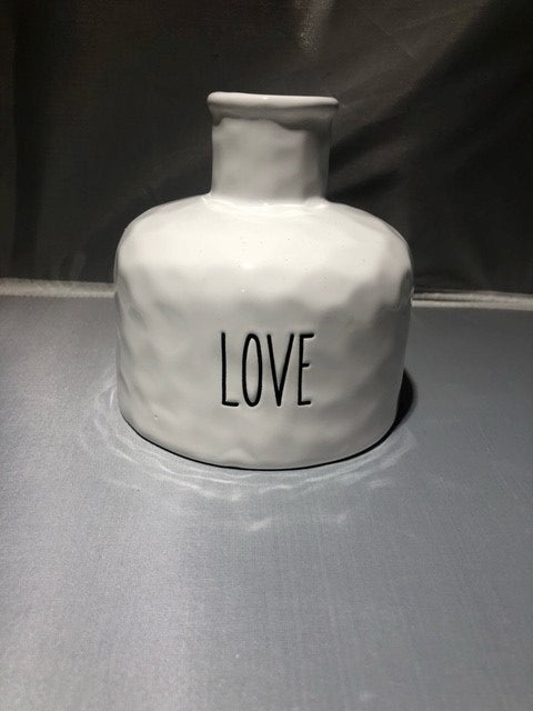 vase - love - white - 5