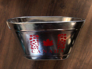 oval galvanized party tub w/ Canada flag