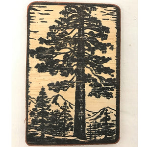 magnet - pine tree - bl/wh w/mountains - 6x9cm