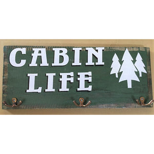 sign - cabin life - dark green/white - 3 brass hook - 40x20NRO