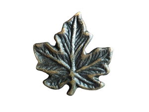 knob - brass - maple leaf