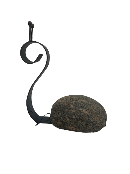 snail head - w/ rock - SMALL - 19cm
