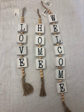 Load image into Gallery viewer, love - hanger beads - 19&quot;
